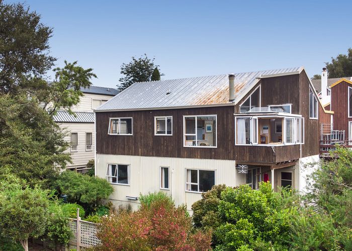  at 6D Dudley Place, Maori Hill, Dunedin