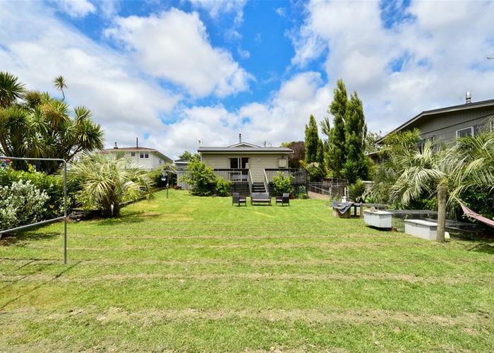  at 27 Bethells Road, Waitakere, Auckland