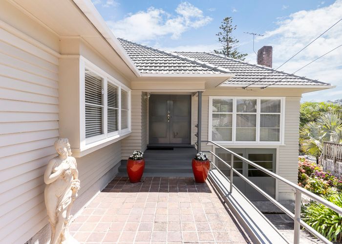  at 12 Robley Crescent, Glendowie, Auckland