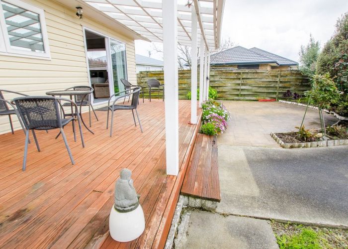  at 16 Spackman Crescent, Paraparaumu