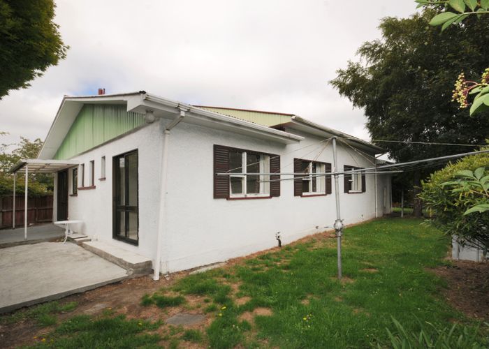  at 174 Main North Road, Redwood, Christchurch