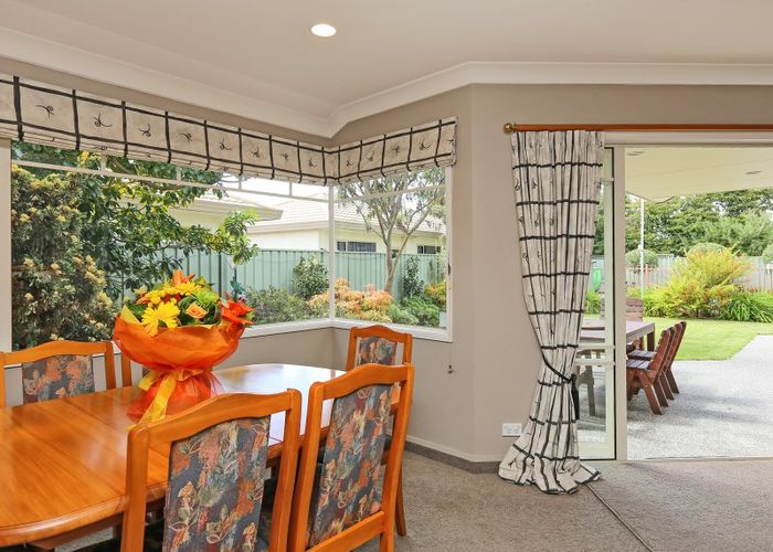  at 77 Kensington Drive, Taradale, Napier
