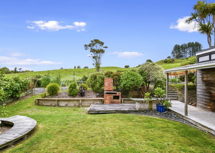  at 16 Opanuku Road, Henderson Valley, Auckland