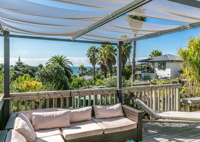  at 10 Bay Road, Ostend, Waiheke Island