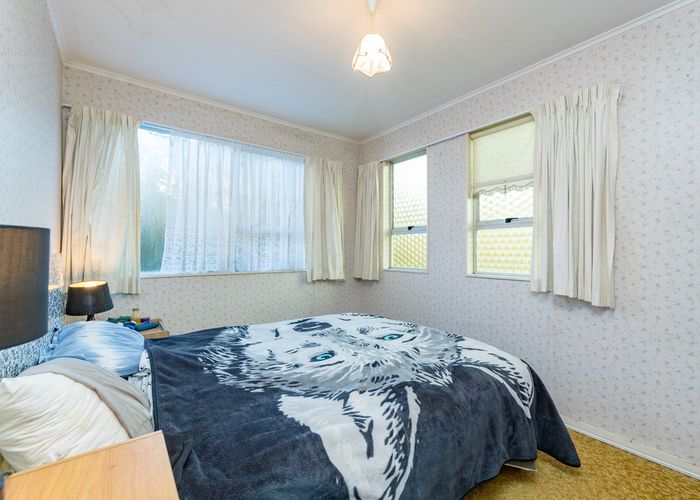  at 1/14 Ngatitoa Street, Takapuwahia, Porirua
