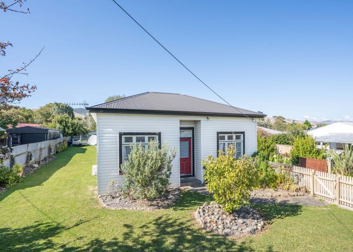  at 12 Rata Street, Tokomaru