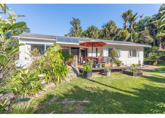  at 177 Woodlands Park Road, Titirangi, Auckland