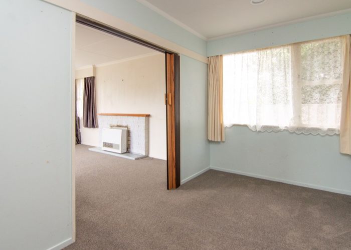  at 27 Mokau Place, Terrace End, Palmerston North