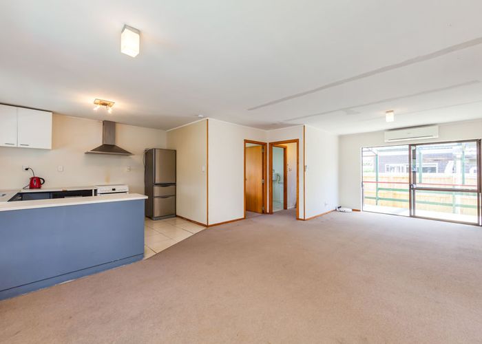  at 8 Aspen Street, Avondale, Auckland