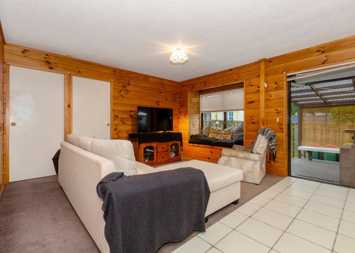  at B/18 Jellicoe Road, Manurewa, Auckland