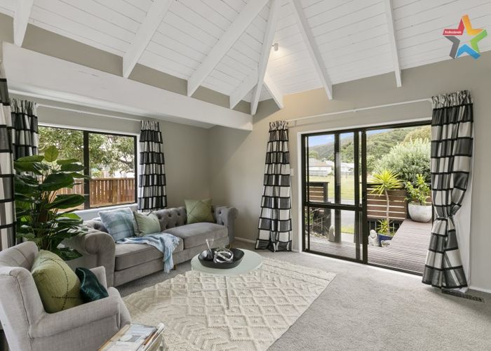  at 60 Guthrie Street, Waterloo, Lower Hutt