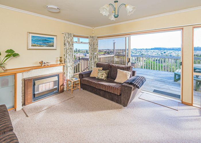  at 25 Wairere Road, Bastia Hill, Whanganui
