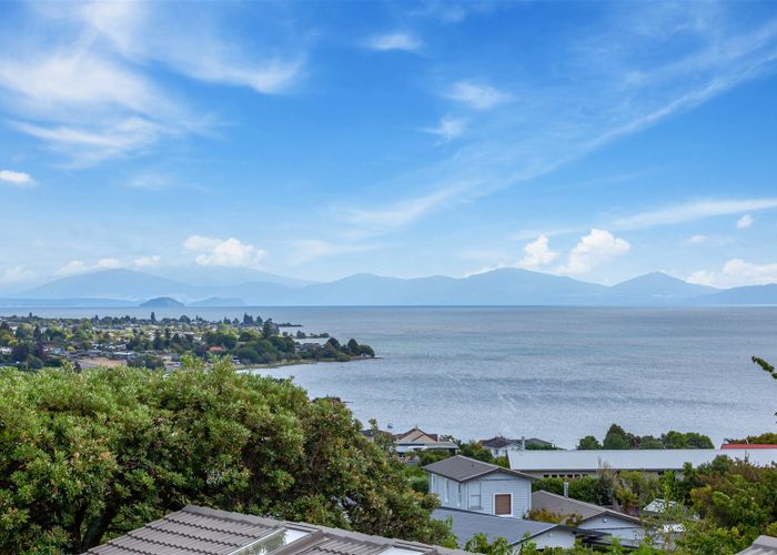 at 5 Armstrong Grove, Hilltop, Taupo