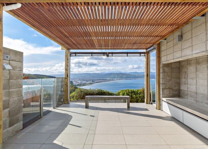  at 21 Bendigo Grove, Newlands, Wellington