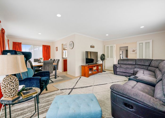  at 39 Blackwood Drive, Wattle Downs, Auckland