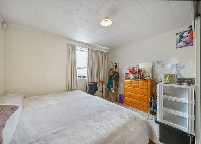  at 6/17 Waitangi Road, Onehunga, Auckland