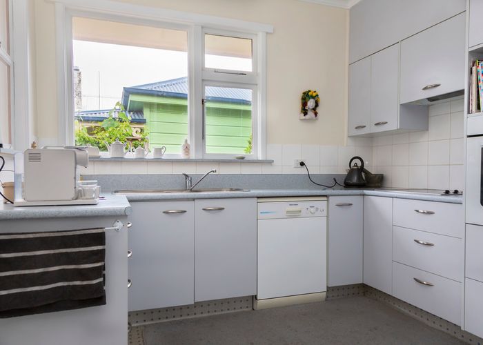  at 43 Hull Street, South Hill, Oamaru