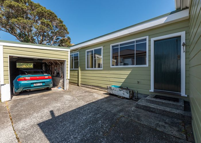  at 7 Braithwaite Street, Karori, Wellington