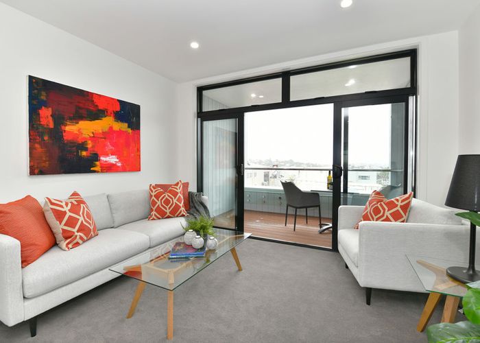 at 10/43 David Sidwell Place, Stanmore Bay, Whangaparaoa