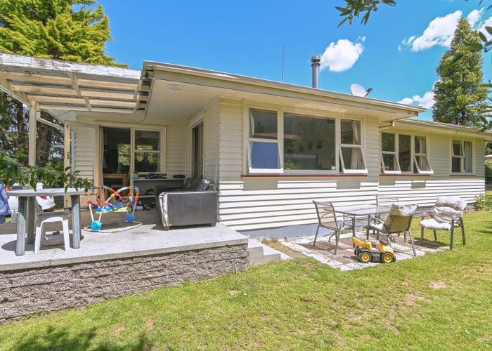 Free property data for 27 Island View Road, Western Heights, Rotorua