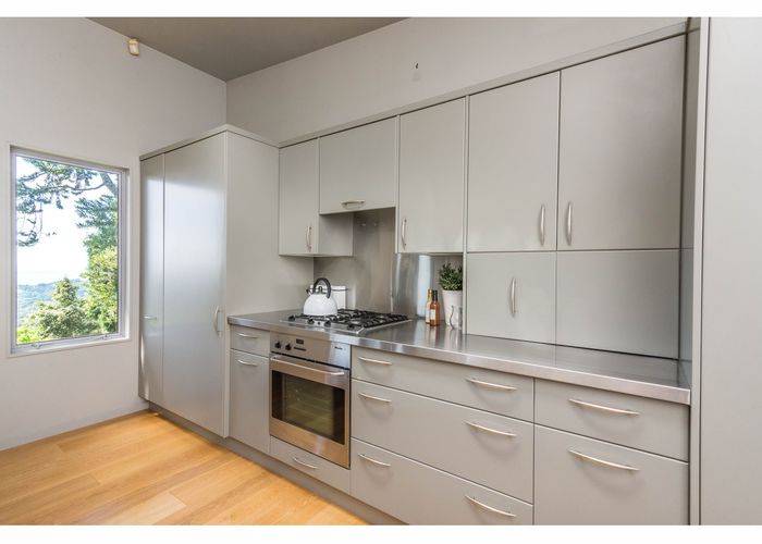  at 276 Shaw Road, Titirangi, Auckland