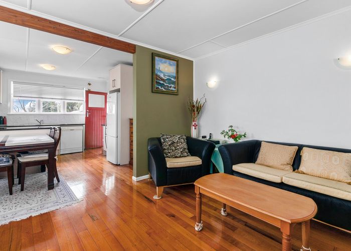  at 1/23 Ludlow Tce, Totara Vale, North Shore City