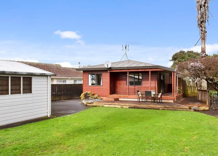  at 7 Bill Phillip Place, Clendon Park, Auckland