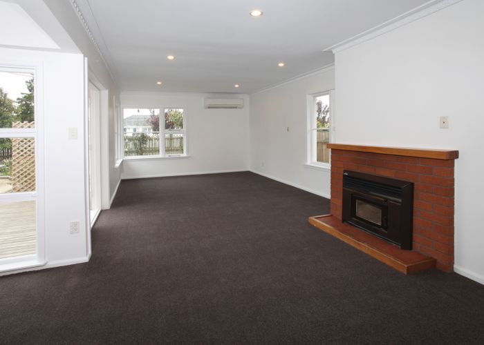  at 1/15 Jocelyn Street, Casebrook, Christchurch