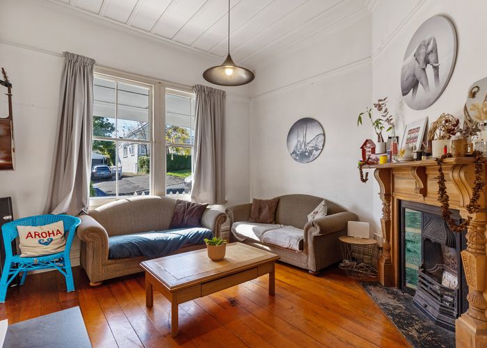  at 2 Mostyn Street, Kingsland, Auckland