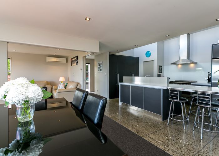  at 37C Shelter Grove, Frankleigh Park, New Plymouth