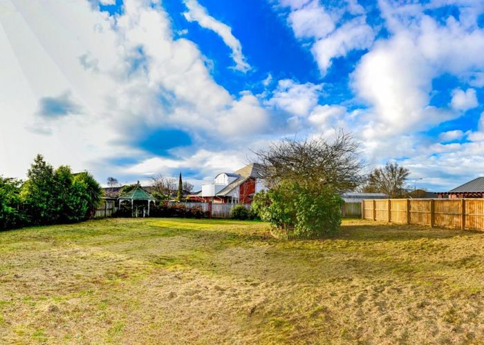  at 10 Thoresby Mews, Avonhead, Christchurch