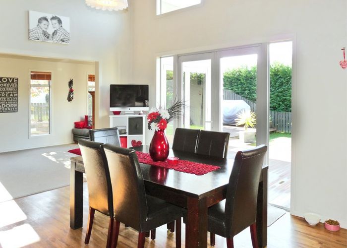  at 5 Fenn Place, Wakefield