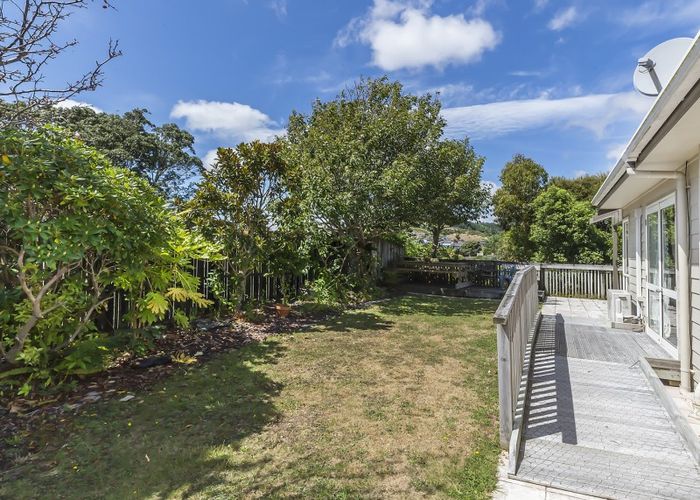  at 33 Longitude Place, Whitby, Porirua