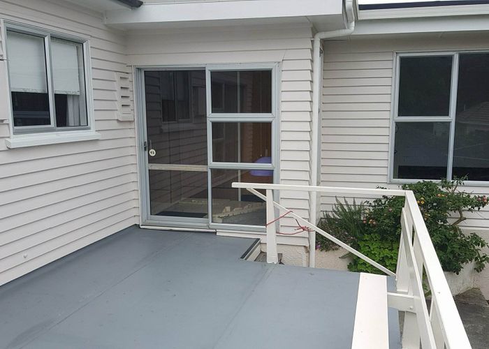  at 48 Izard Road, Khandallah, Wellington