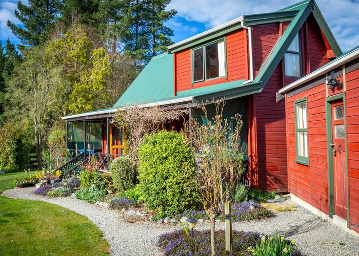  at 198 Gays Pass Road, Totara Valley