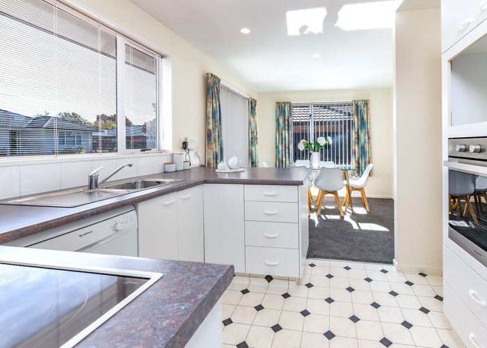  at 9 Bluebell Lane, Woolston, Christchurch