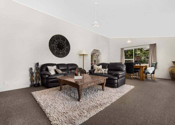  at 9 Pinehurst Place, Wattle Downs, Auckland