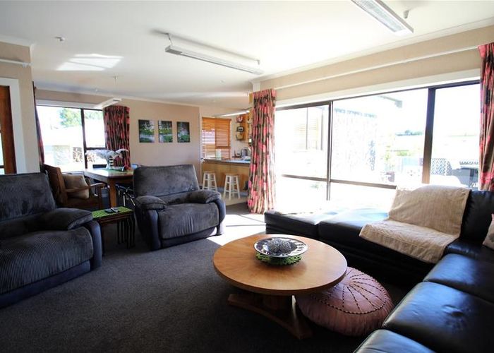  at 14 Station Road, Tapanui