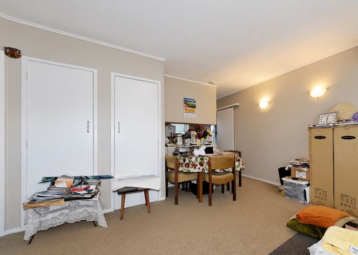  at 1/77 Godley Road, Green Bay, Auckland