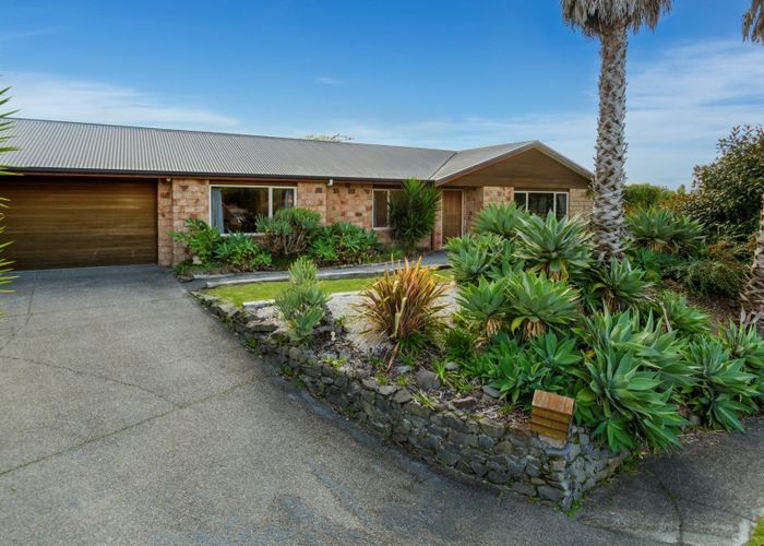  at 16 Avon Rise, Welcome Bay, Tauranga