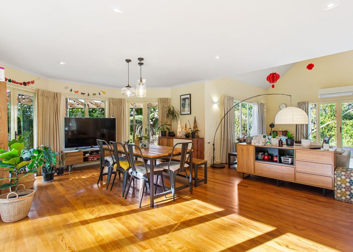  at 32 Kereru Grove, Greenhithe, Auckland