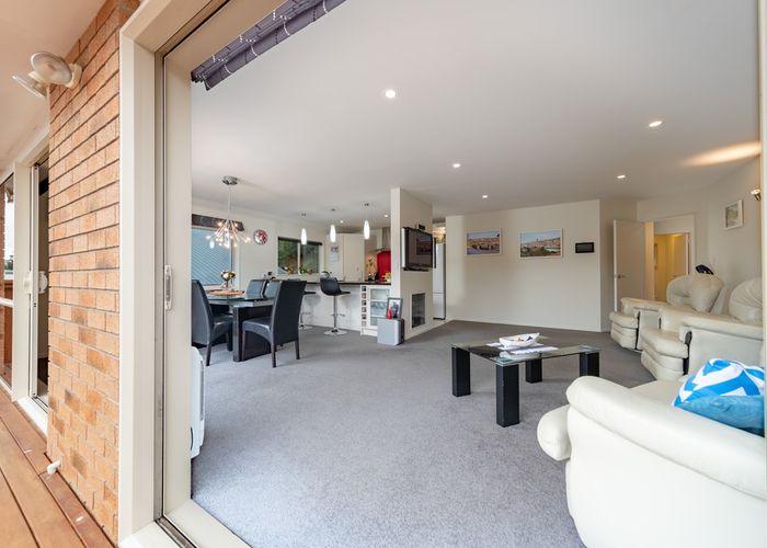 at 6 Flotilla Place, Whitby, Porirua
