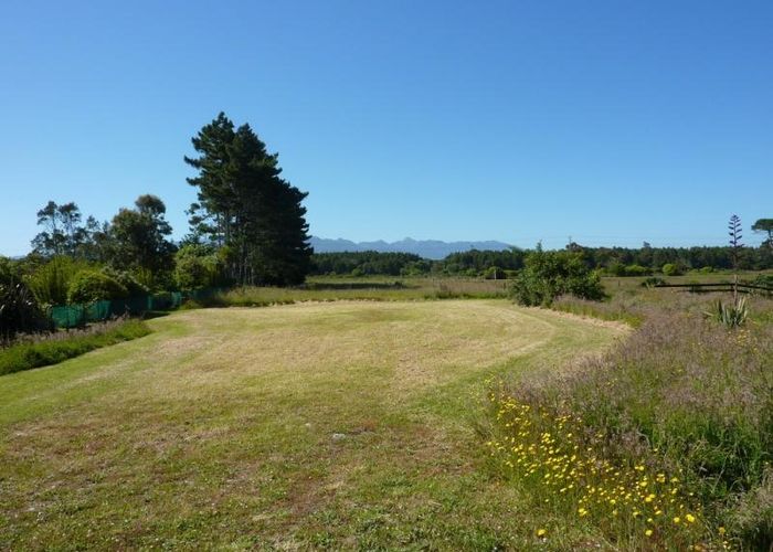  at 3 Elley Drive, Carters Beach, Westport