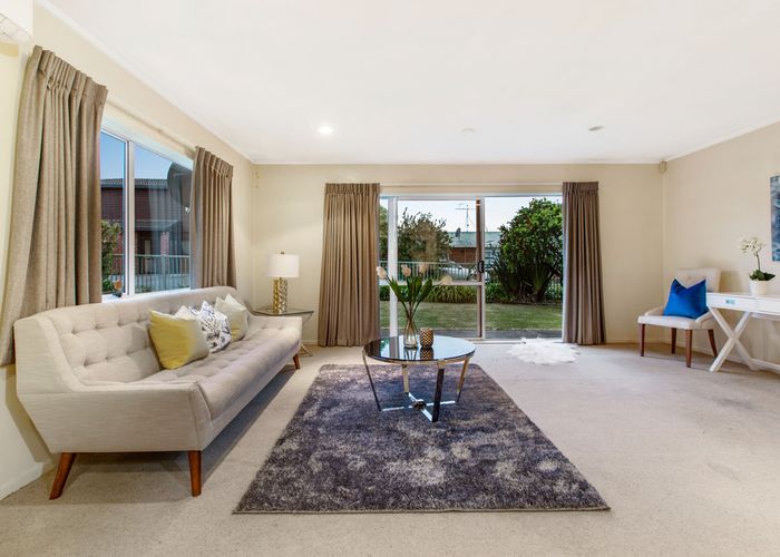  at 6/55 Mountain Road, Māngere Bridge, Auckland