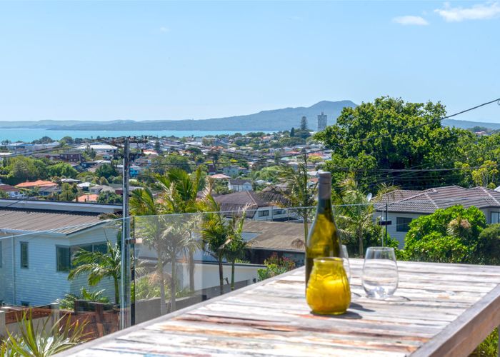  at 50 Quebec Road, Milford, Auckland