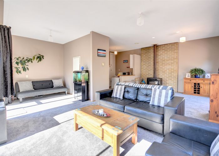  at 5 St Leonards Drive, Saint Leonards, Dunedin
