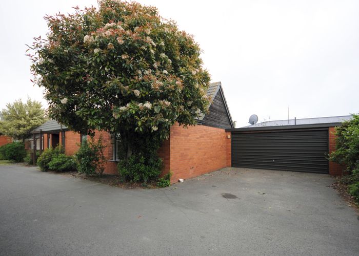  at 4/415 Mairehau Road, Parklands, Christchurch