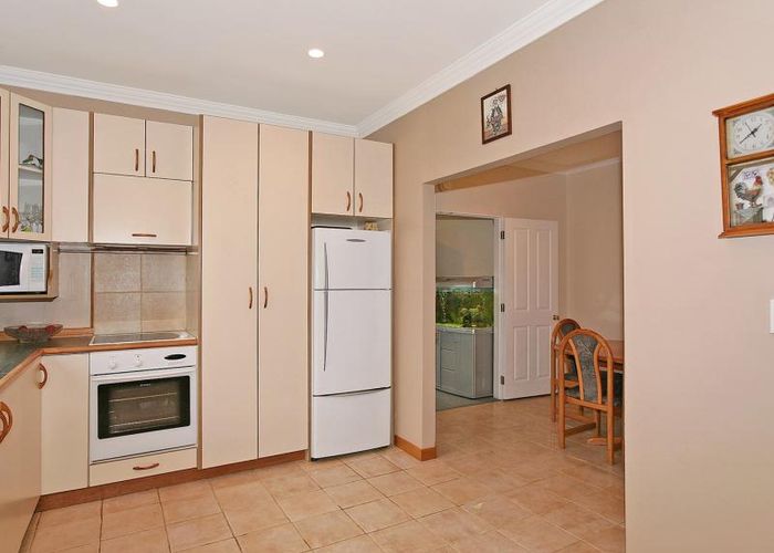  at 1/148 Tirohanga Road, Tirohanga, Lower Hutt