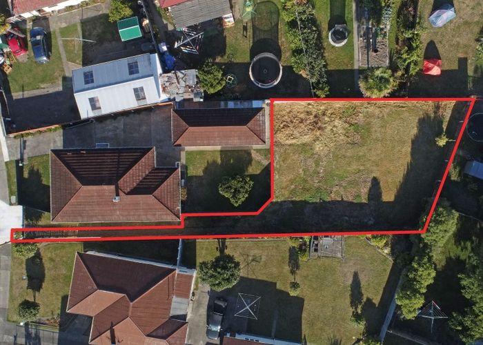  at 102 Norfolk Road Upper, Norfolk