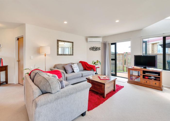  at 28/169 Sturges Road, Henderson, Auckland